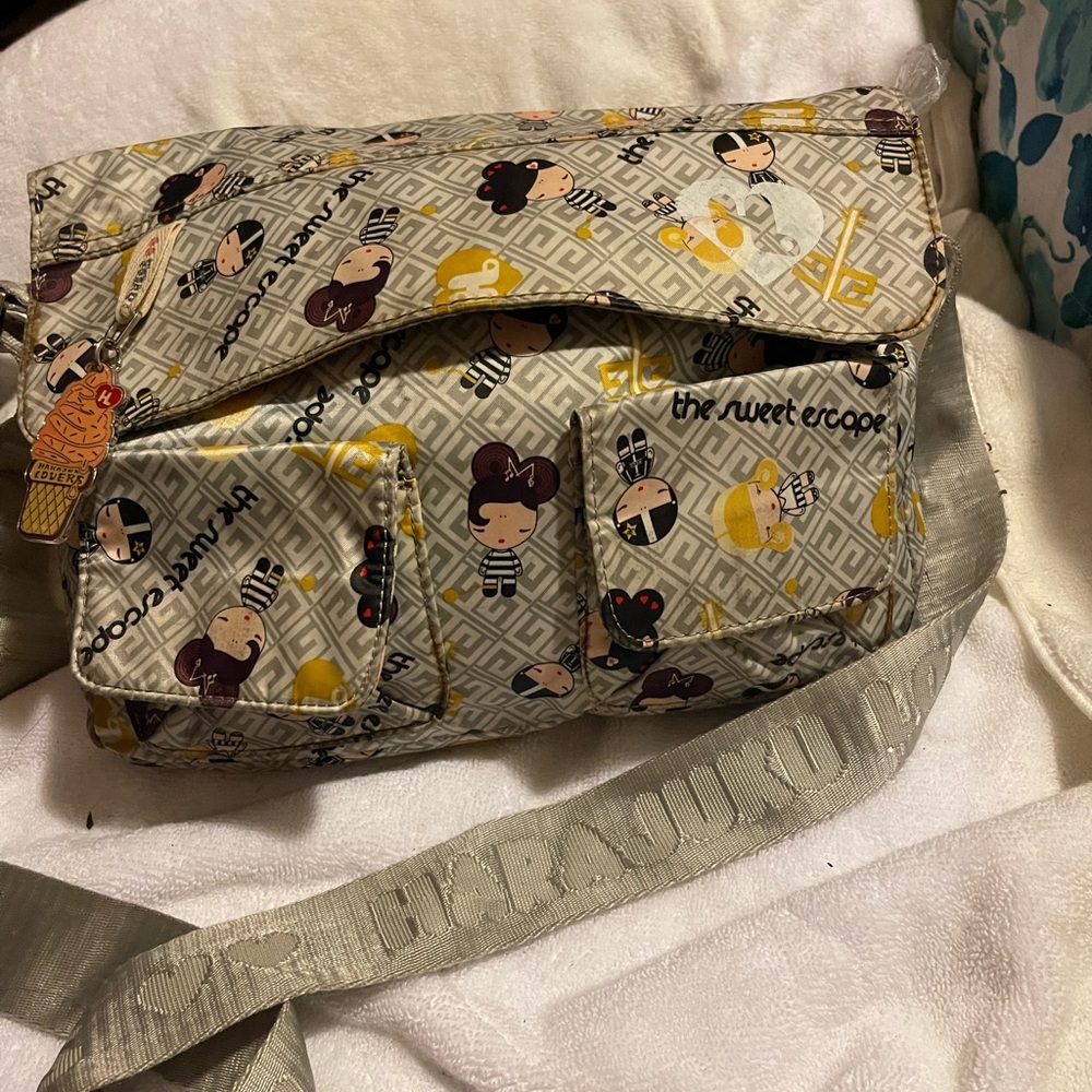 Harajuku Lovers Gray and Yellow Crossbody Bag
